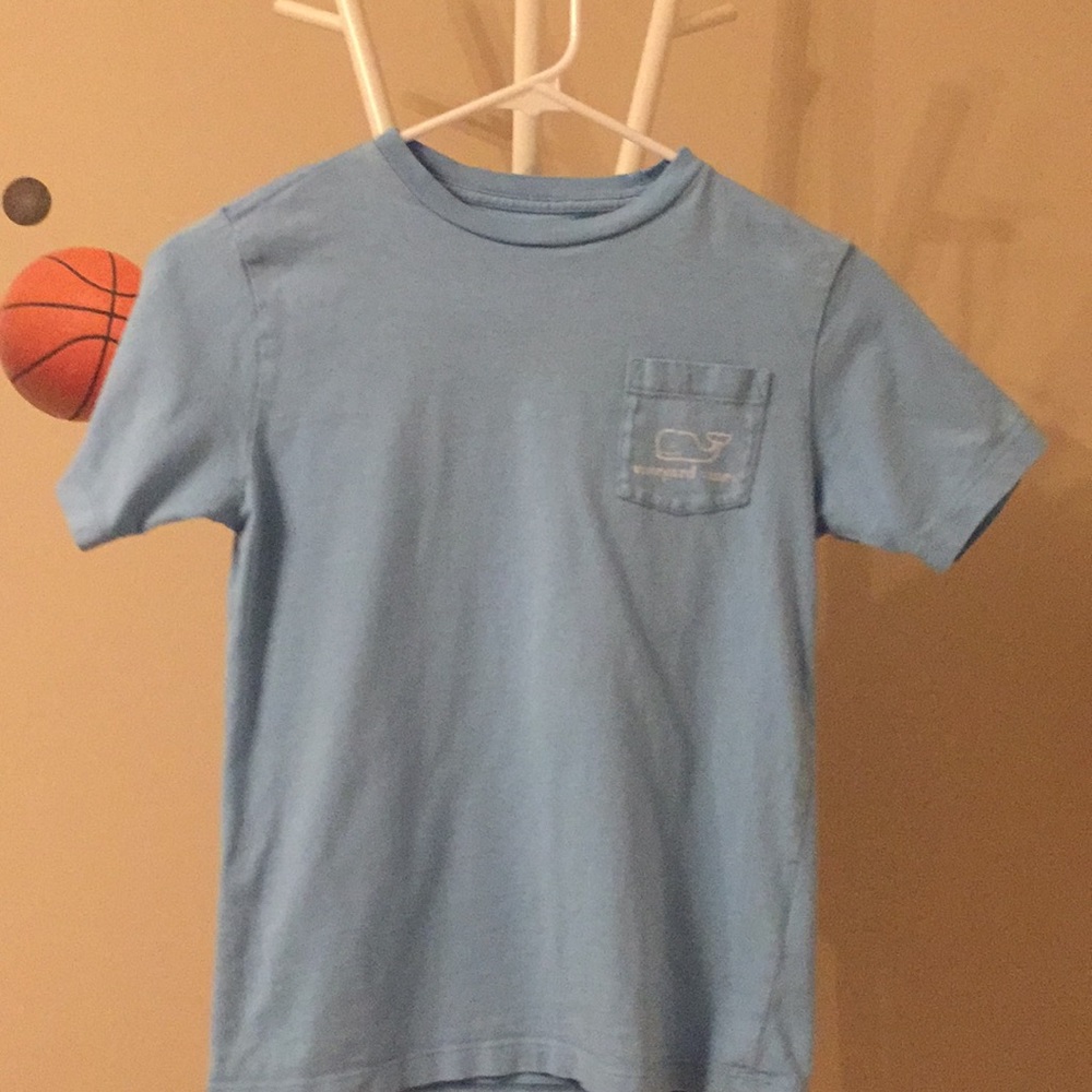 Vineyard vines shirt size small